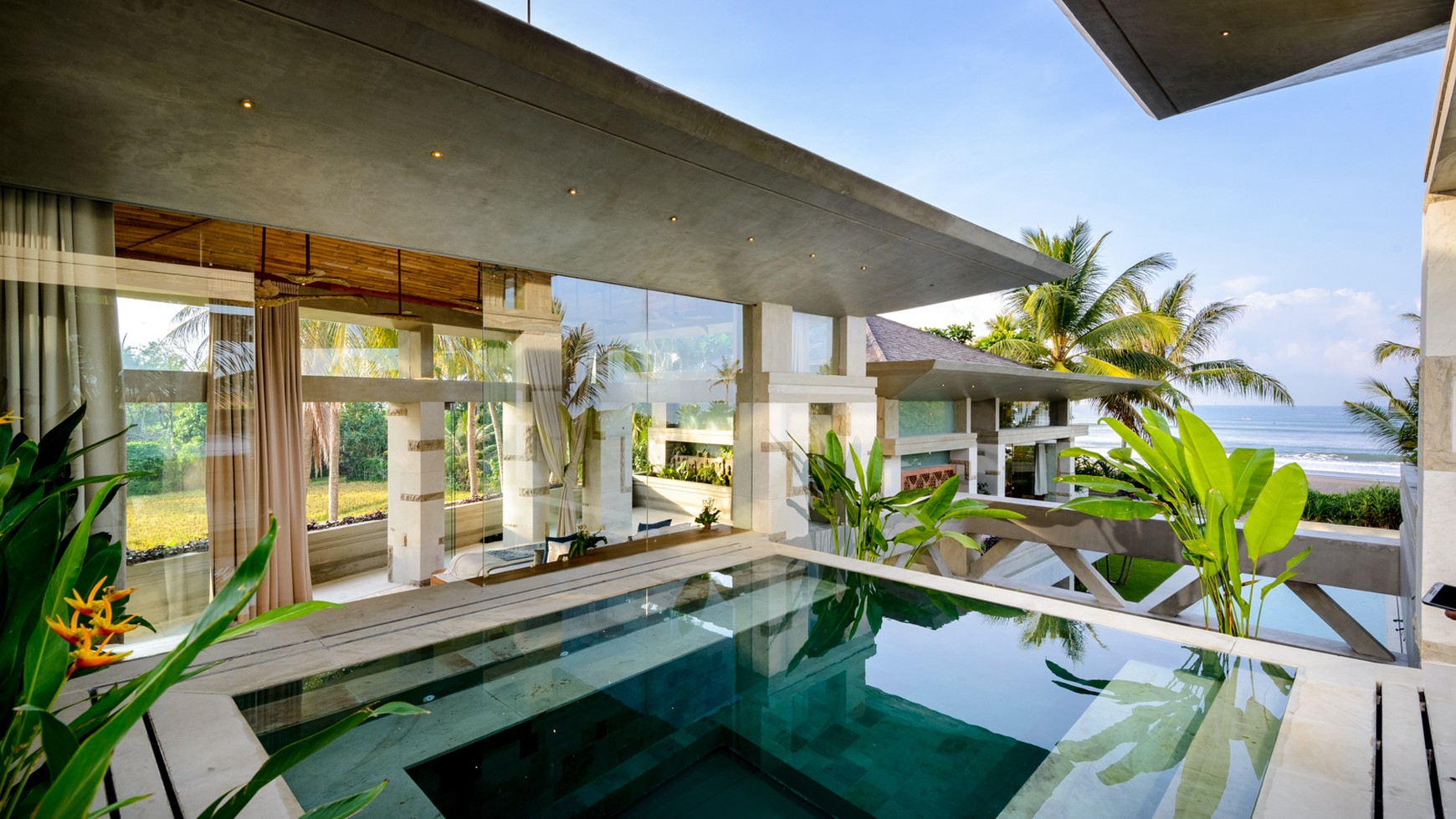 Luxury Unique Villas Beachfront In Tabanan