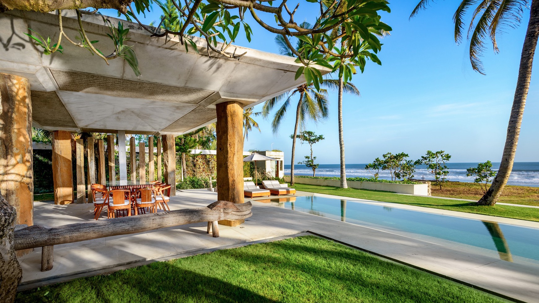 Luxury Unique Villas Beachfront In Tabanan