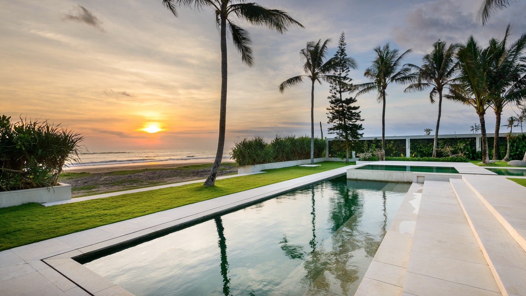 Luxury Unique Villas Beachfront In Tabanan Bali