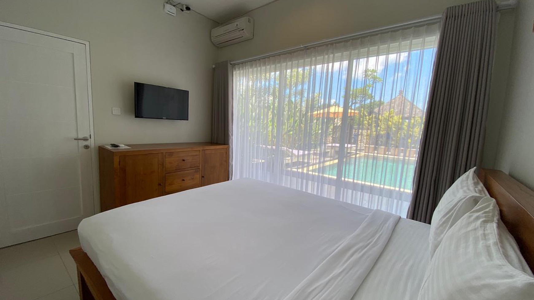 Guest House Leasehold  in Great Location Batu Bolong Canggu Bali