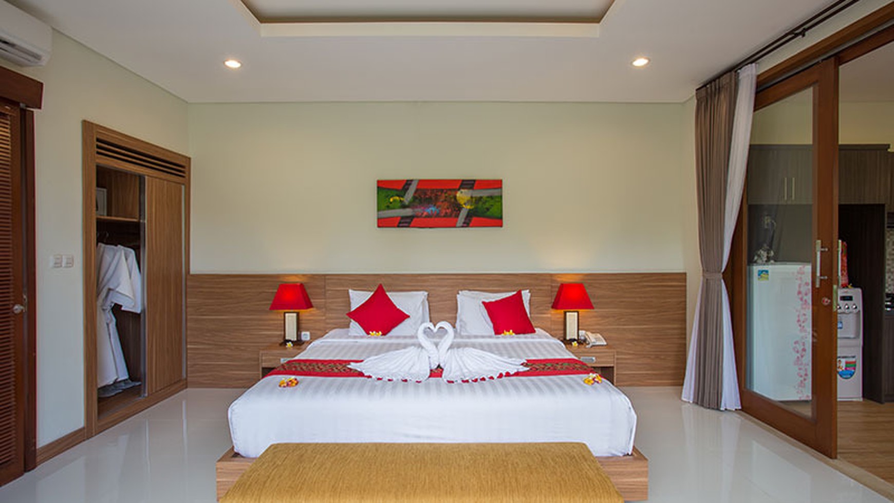 14 Private Luxury Villas embellished with minimalist tropical gardens in Great Location Gianyar