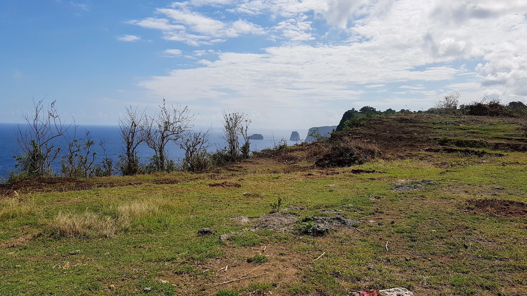 Freehold land 648 Sqm in Cliff Front Sekartaji Nusa Penida