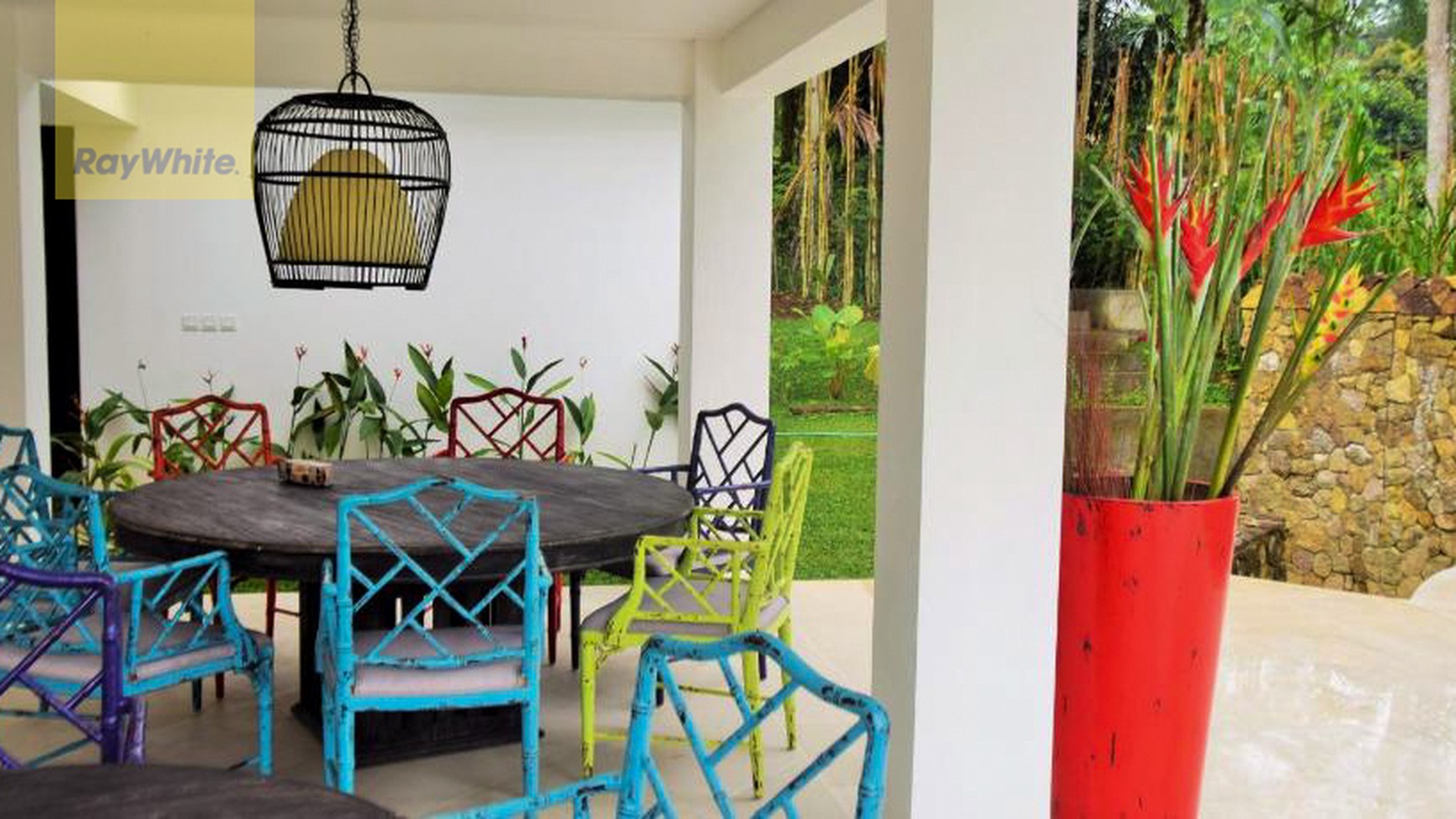 Ultra Modern 6 Bedrooms Home with Jungle Views in Ubud Bali