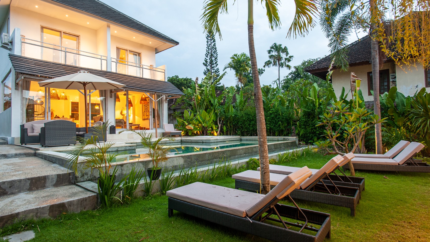 4 Bedrooms Paradise Villa Umalas Leasehold 