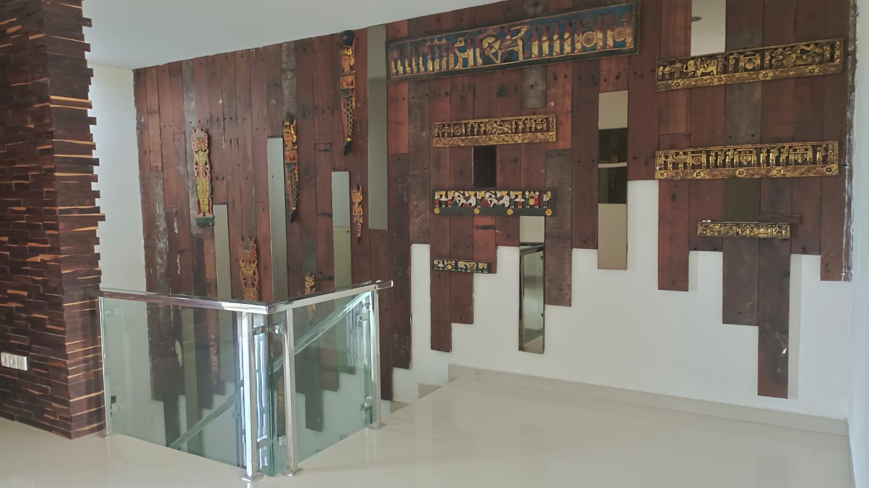 Vllla 4 Bedrooms In great Area Renon Denpasar Bali