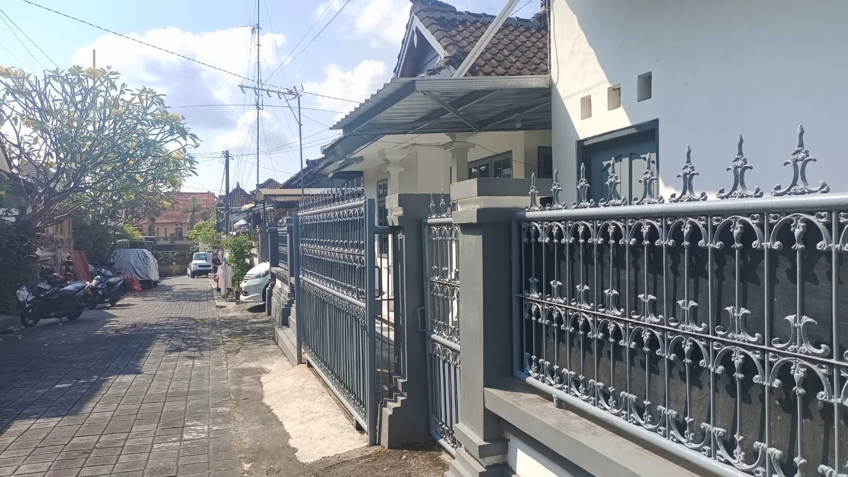 House Need Renovation Freehold in Denpasar Kebo Iwo