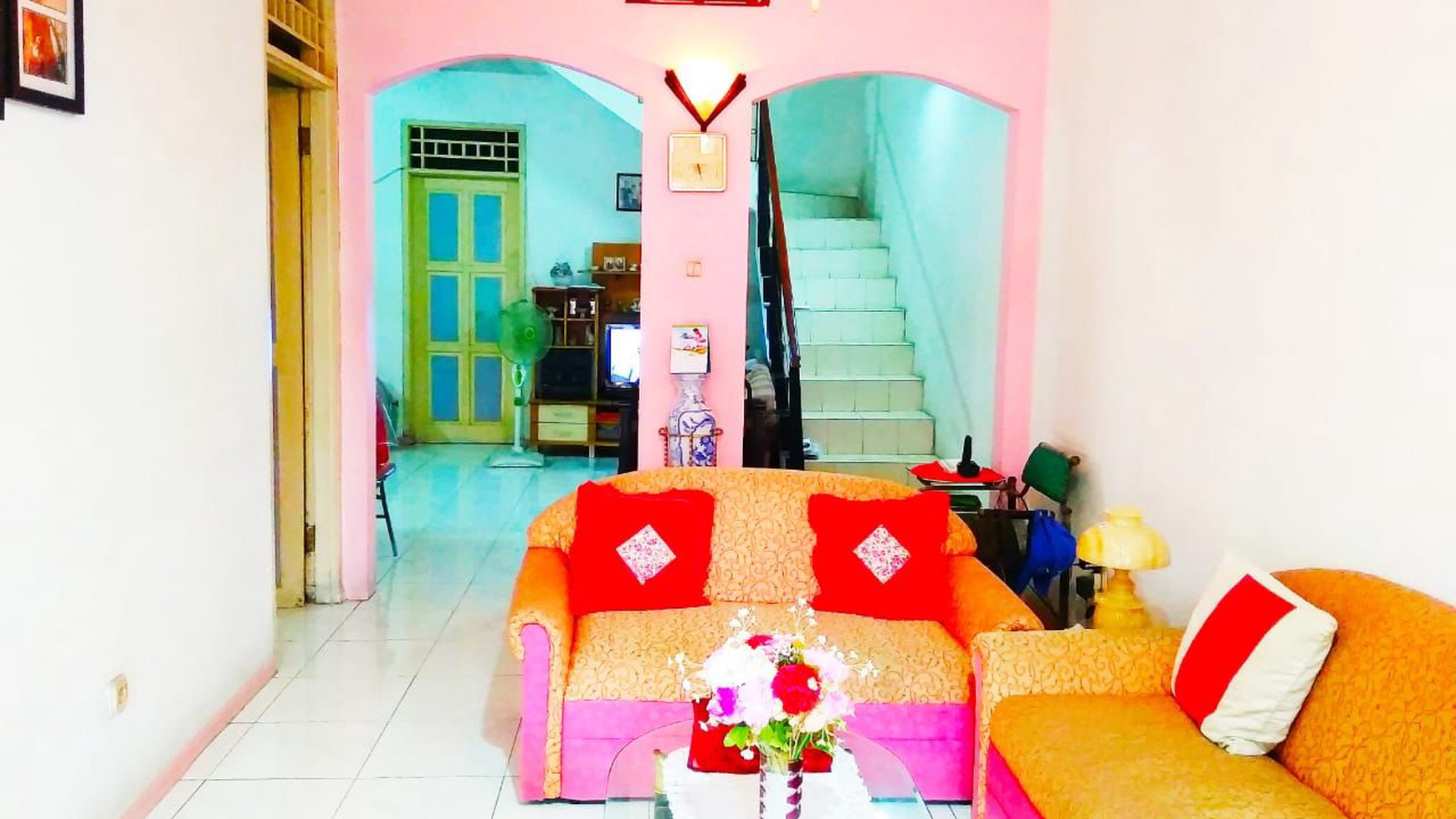 Rumah Fully Furnished 2 Lantai dalam Cluster Graha Raya