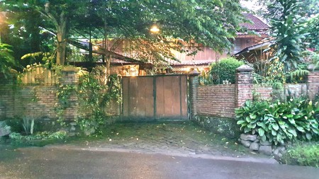 Rumah Asri Lokasi Strategis Pinggir Jalan @Cijeruk, Bogor