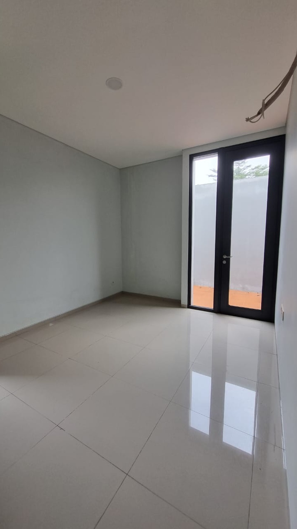 Rumah 2 Lantai Siap Huni dan Hunian Nyaman @Bintaro Sektor 9