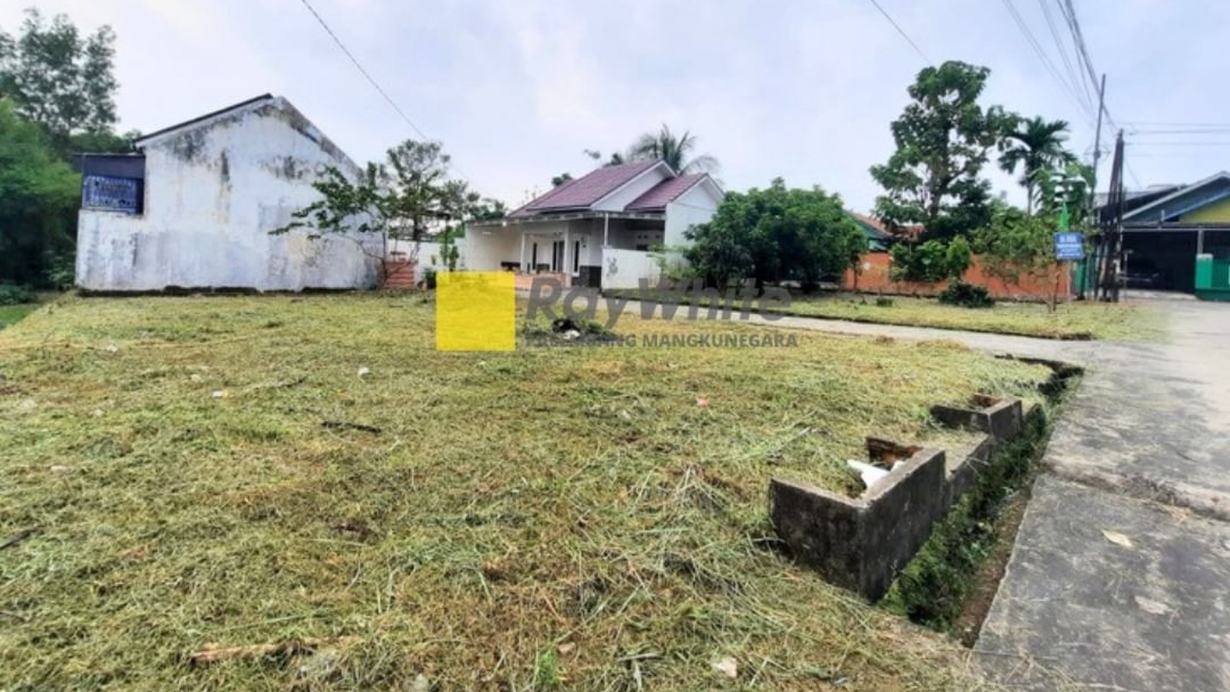 DIJUAL TANAH DAN 2 UNIT RUMAH TIPE 54