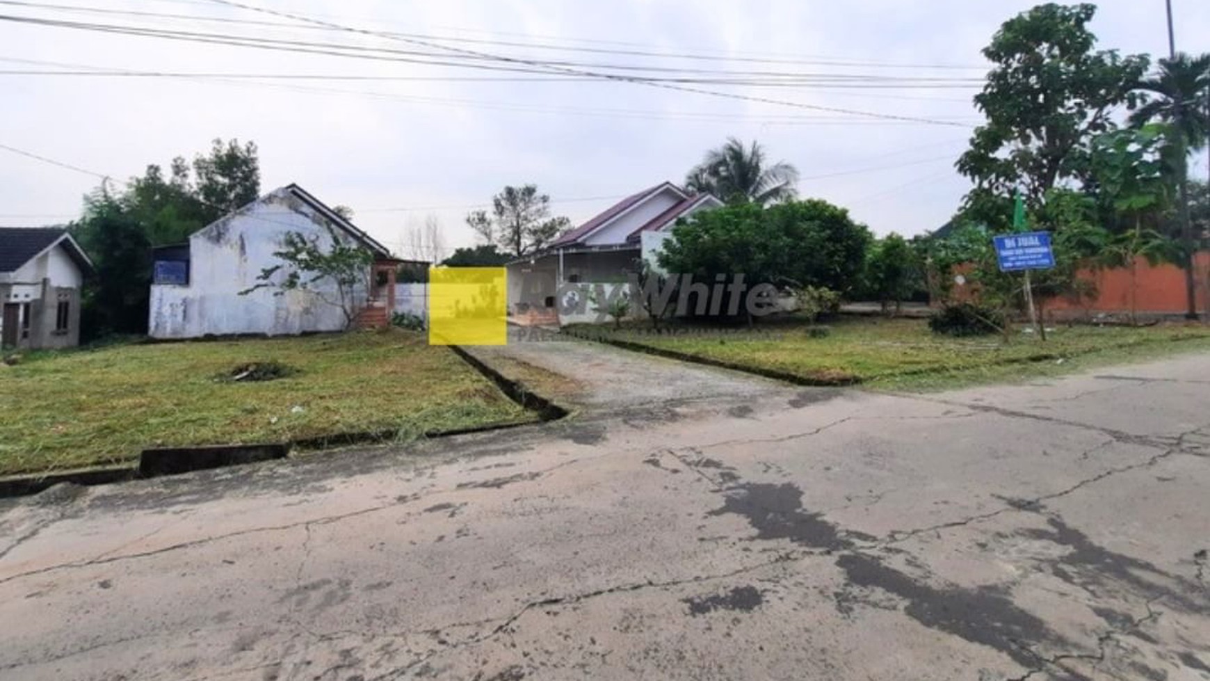 DIJUAL TANAH DAN 2 UNIT RUMAH TIPE 54