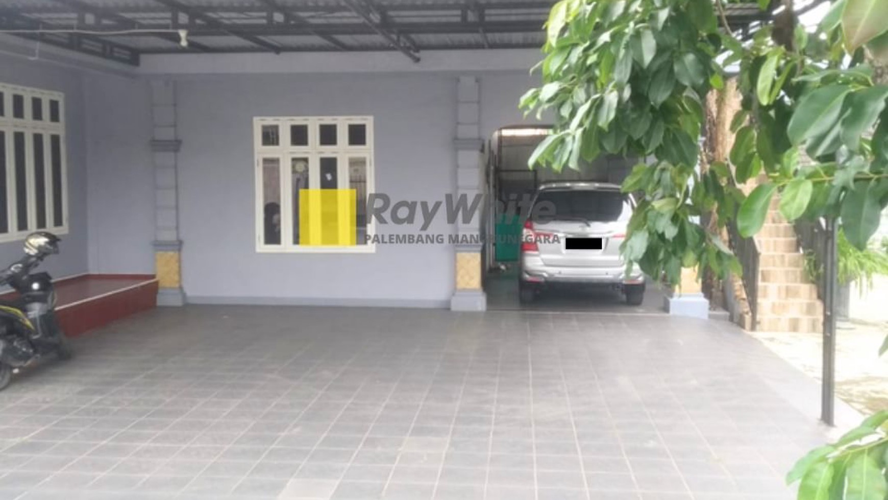 DIJUAL RUMAH TANAH BESAR