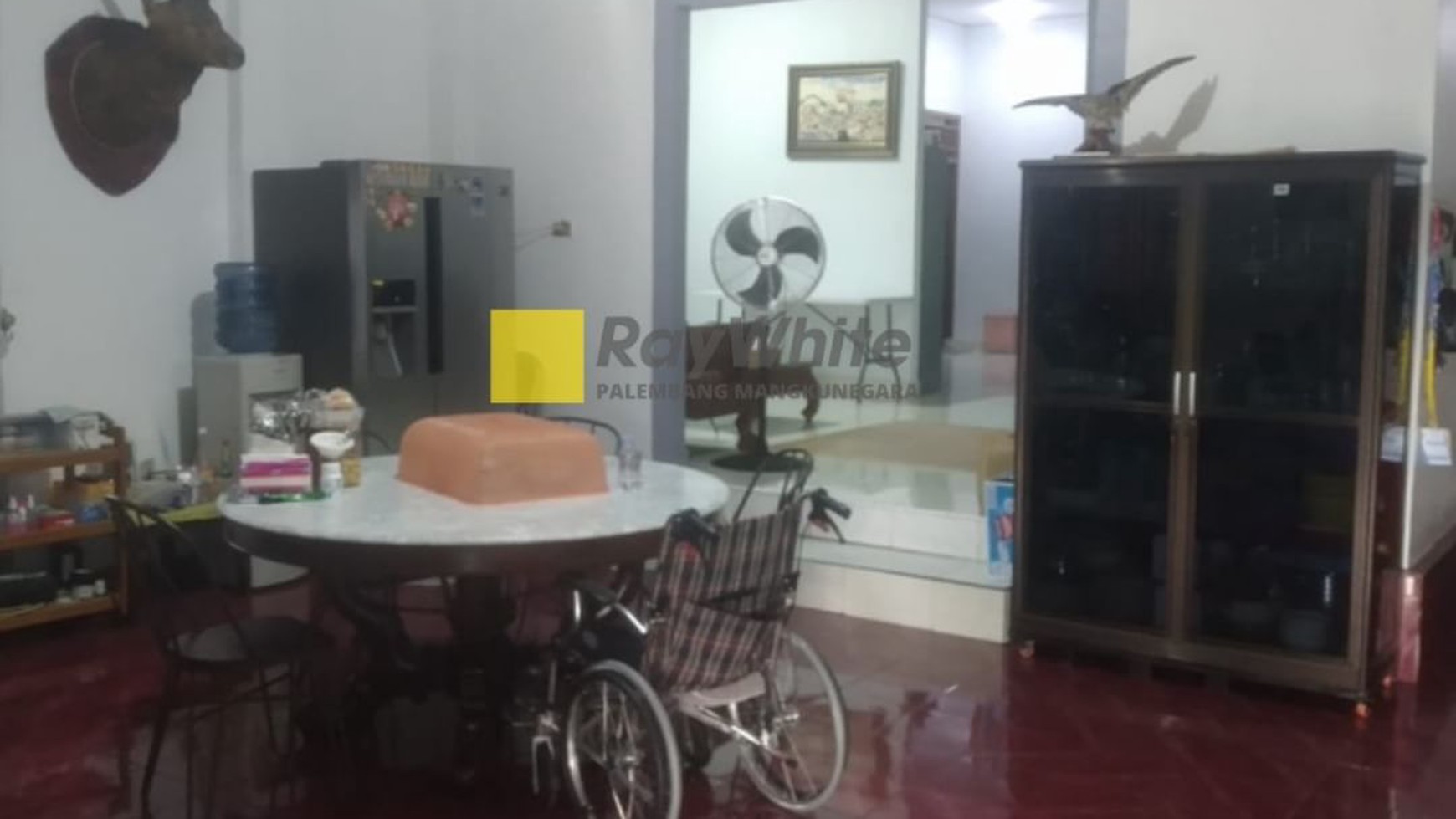 DIJUAL RUMAH TANAH BESAR