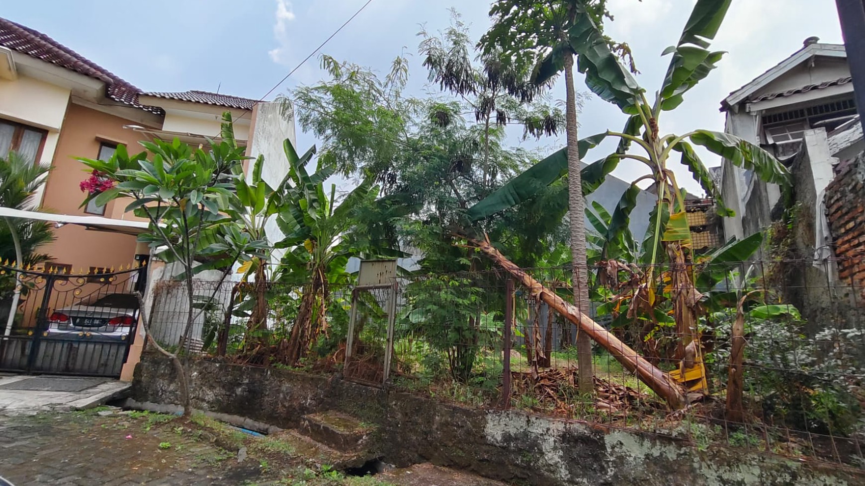 Rumah Hitung Tanah Area Cipete