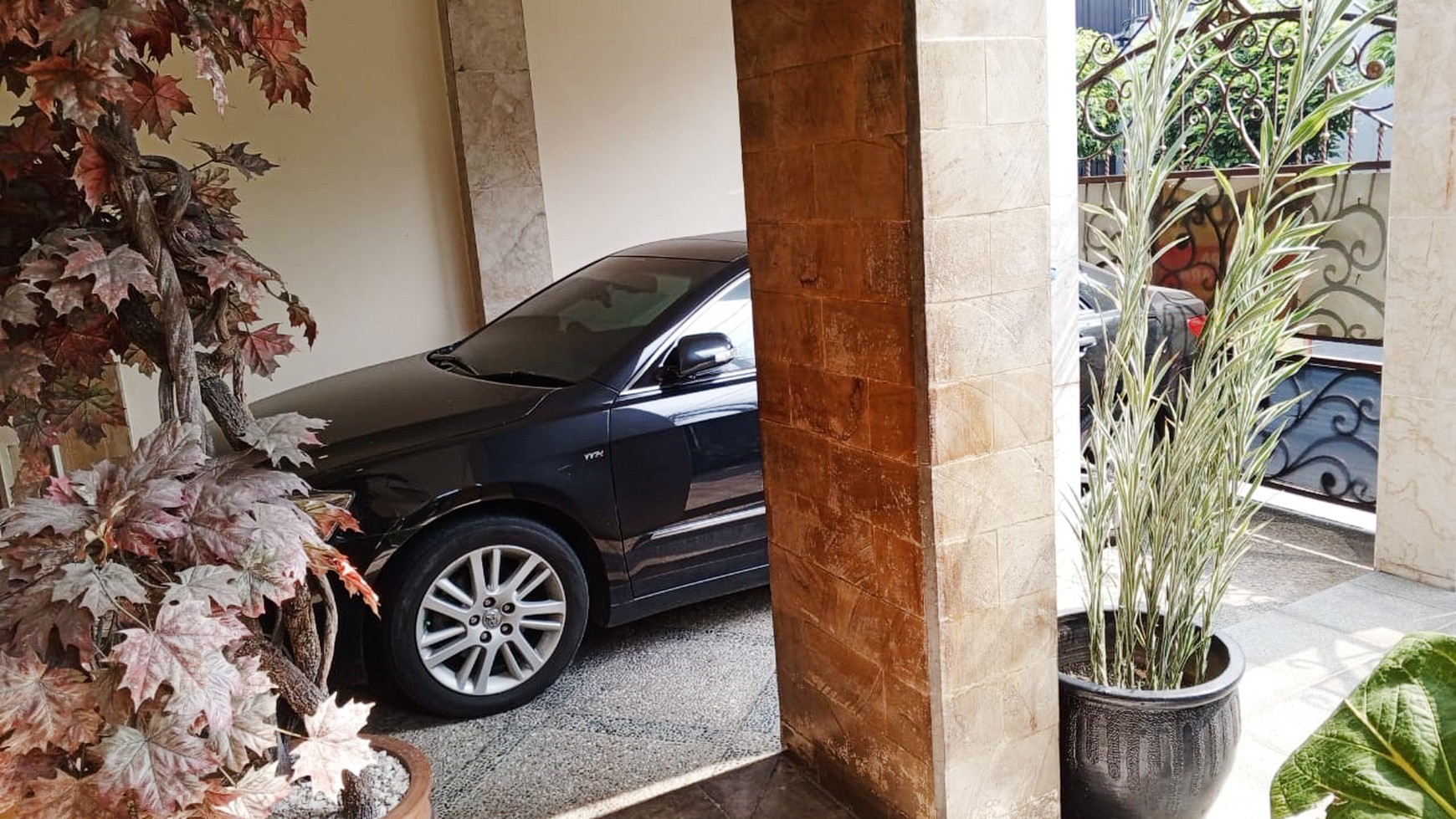 Rumah Hitung Tanah Area Cipete