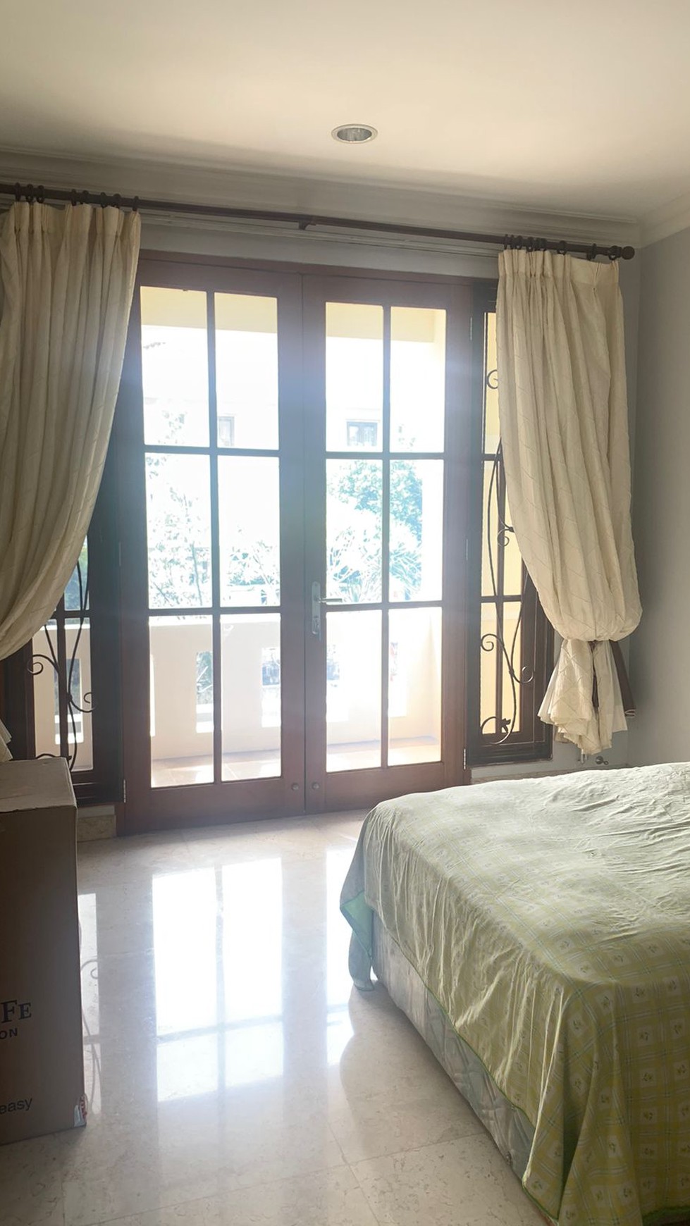 Rumah Hitung Tanah Area Cipete