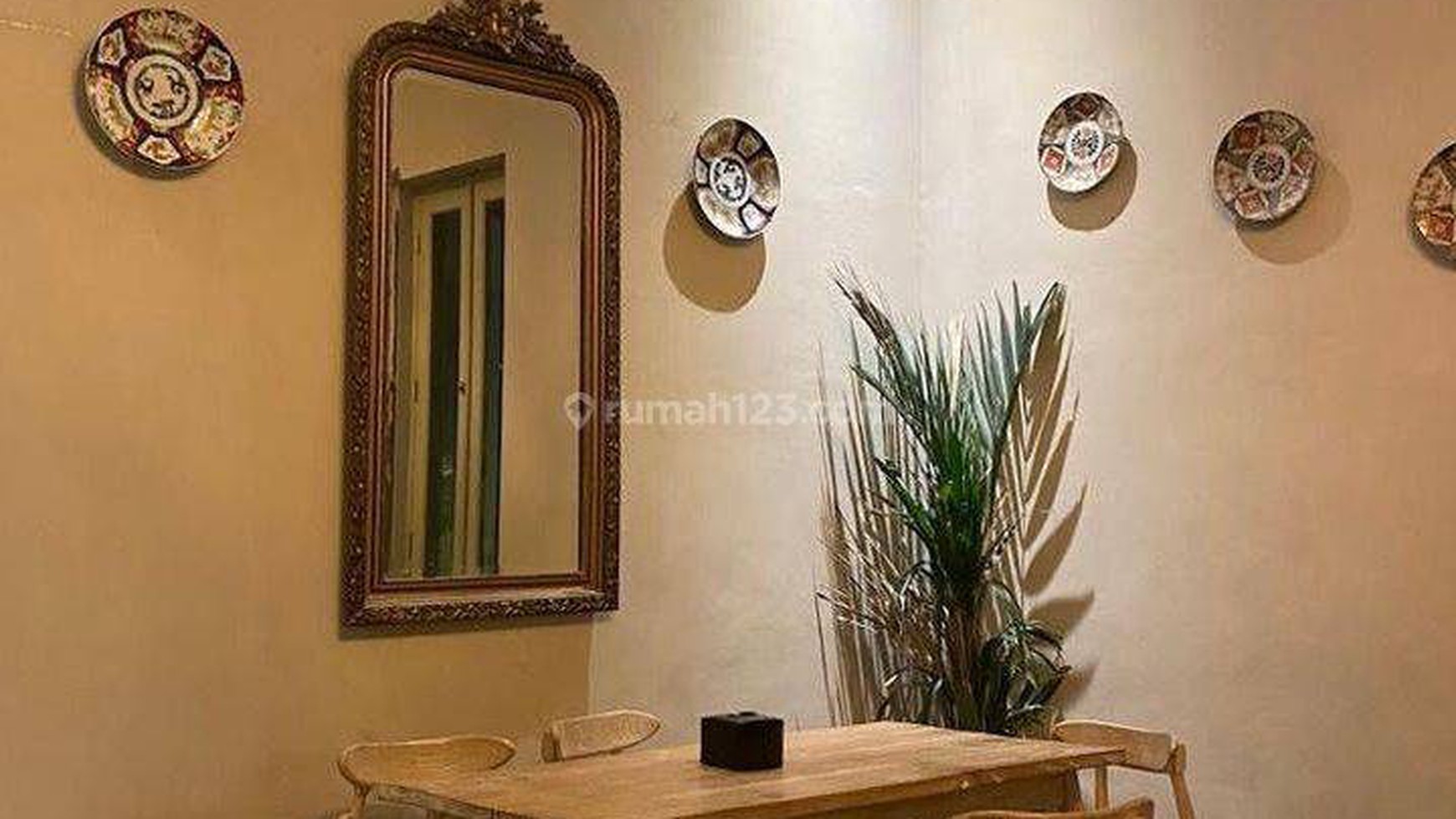 Rumah Hitung Tanah Area Cipete