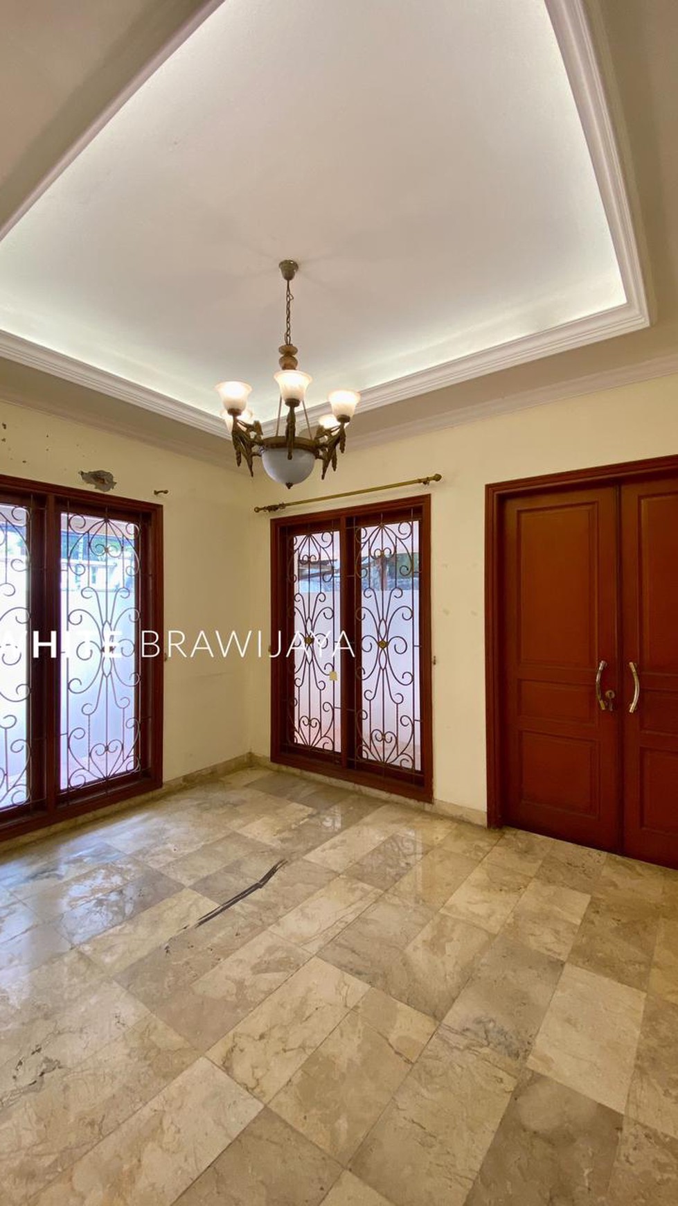 Rumah Hitung Tanah Area Cipete