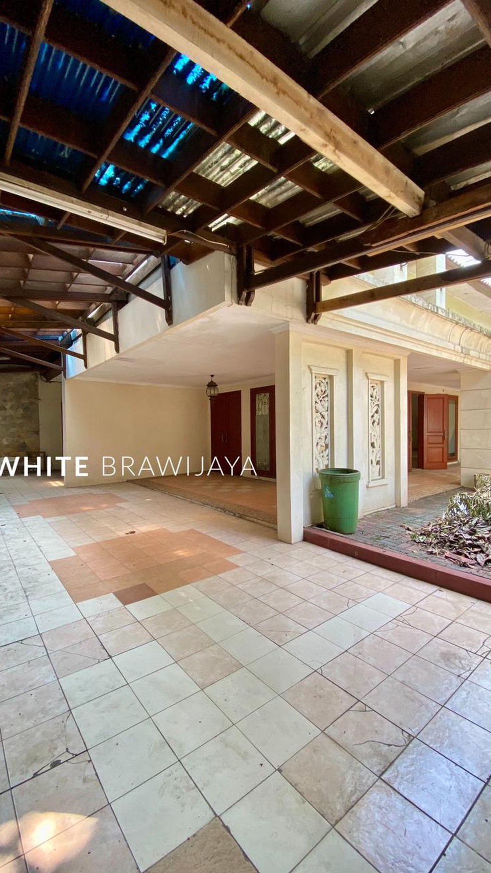 Rumah Hitung Tanah Area Cipete