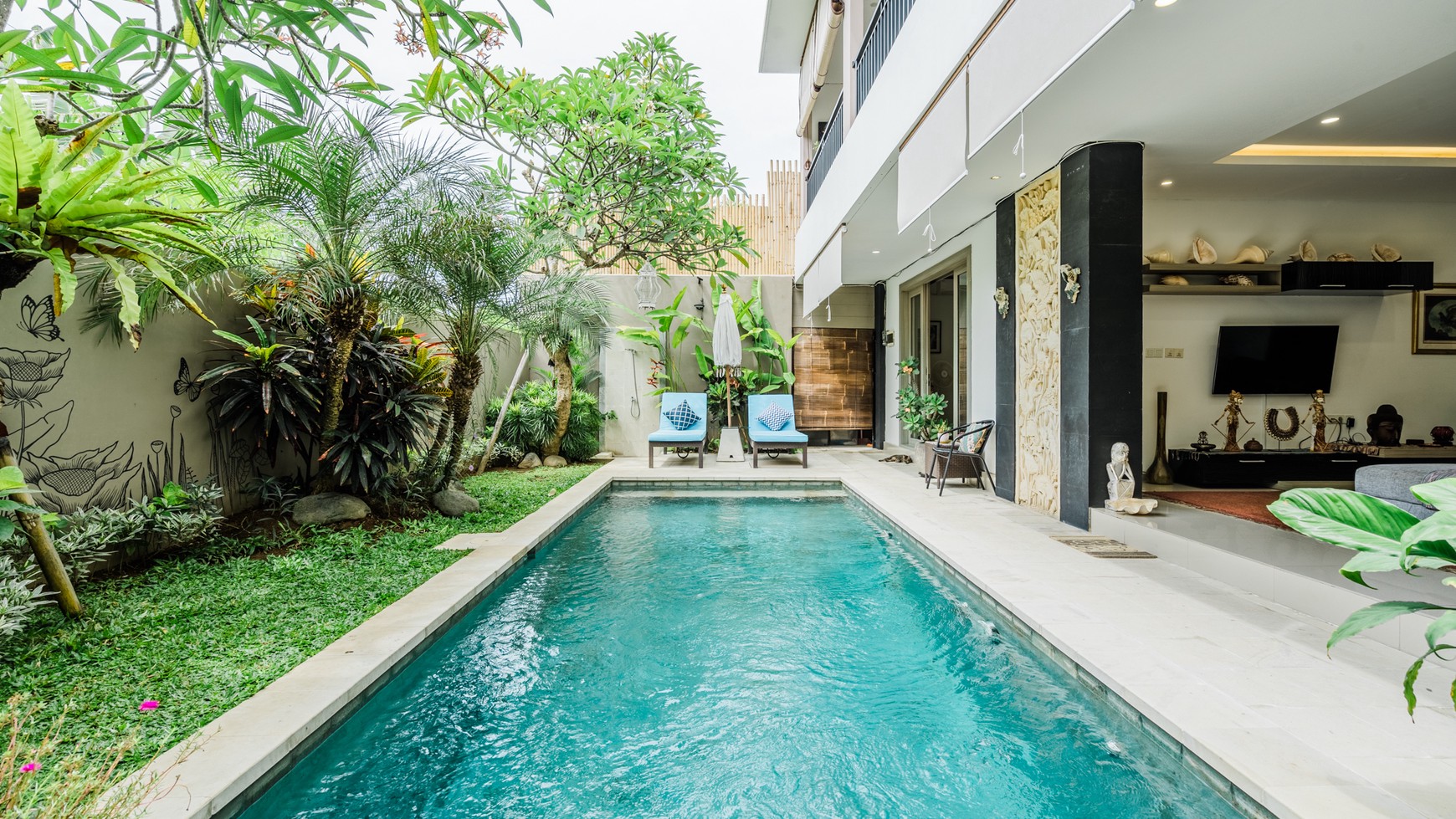 Villa Leasehold 4 Bedrooms in Heart Of Seminyak