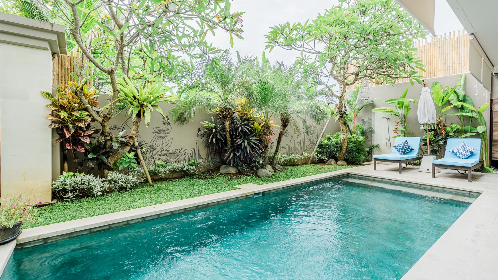 Villa Leasehold 4 Bedrooms in Heart Of Seminyak