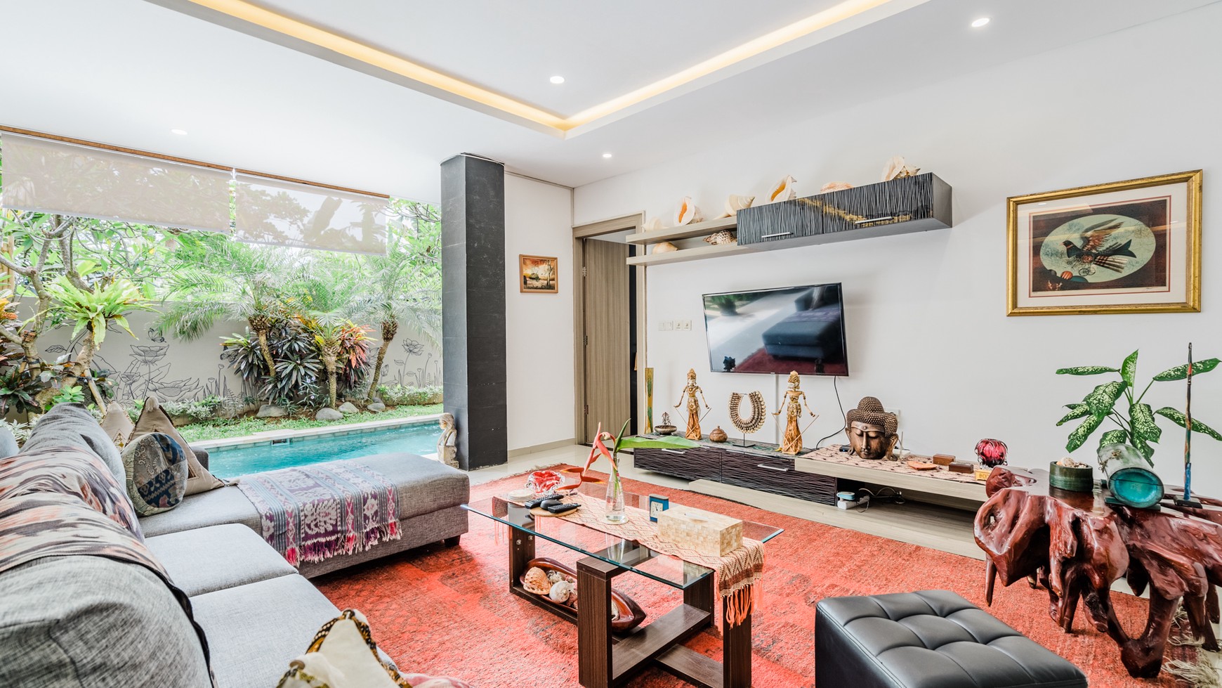 Villa Leasehold 4 Bedrooms in Heart Of Seminyak