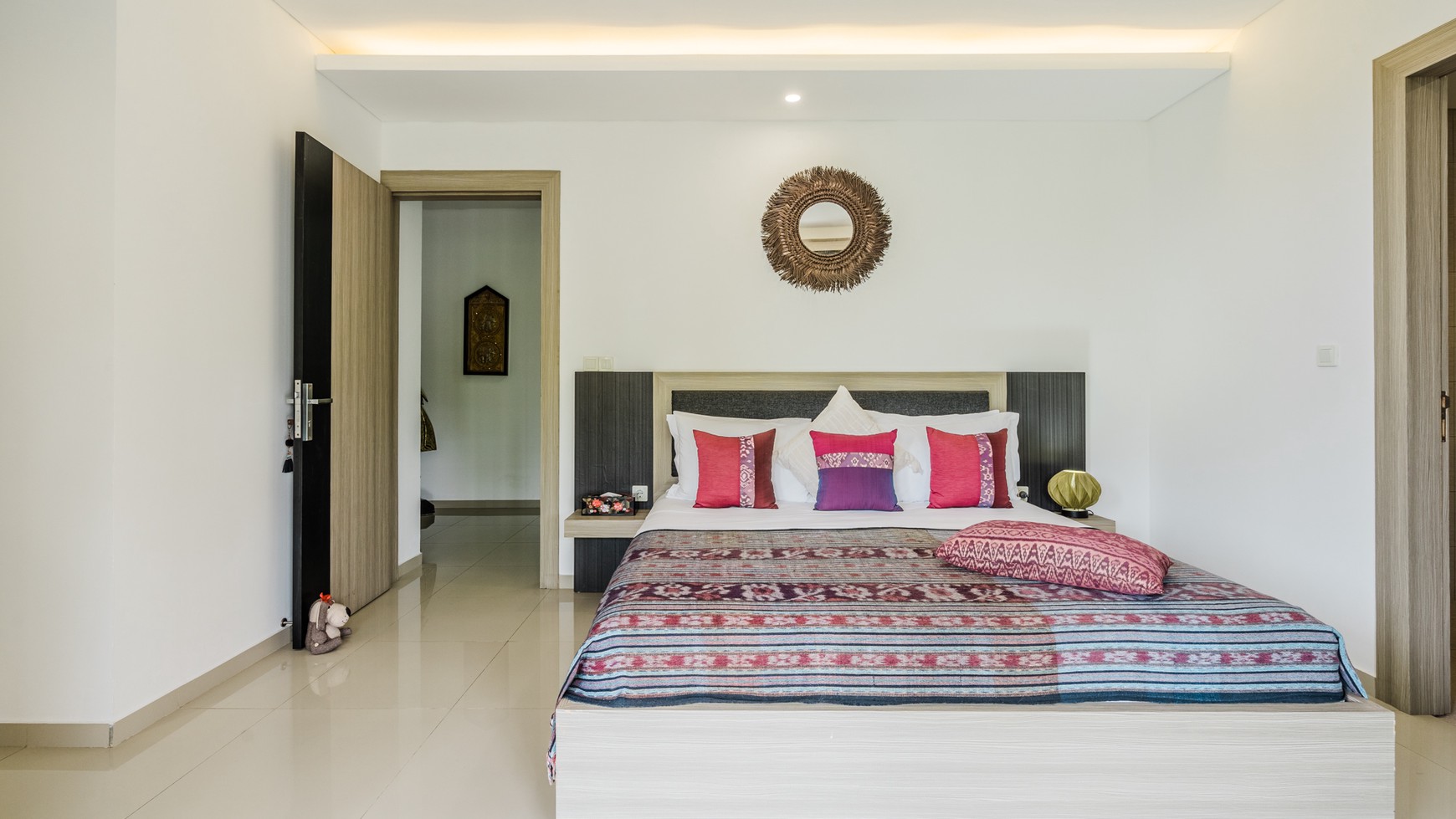 Villa Leasehold 4 Bedrooms in Heart Of Seminyak