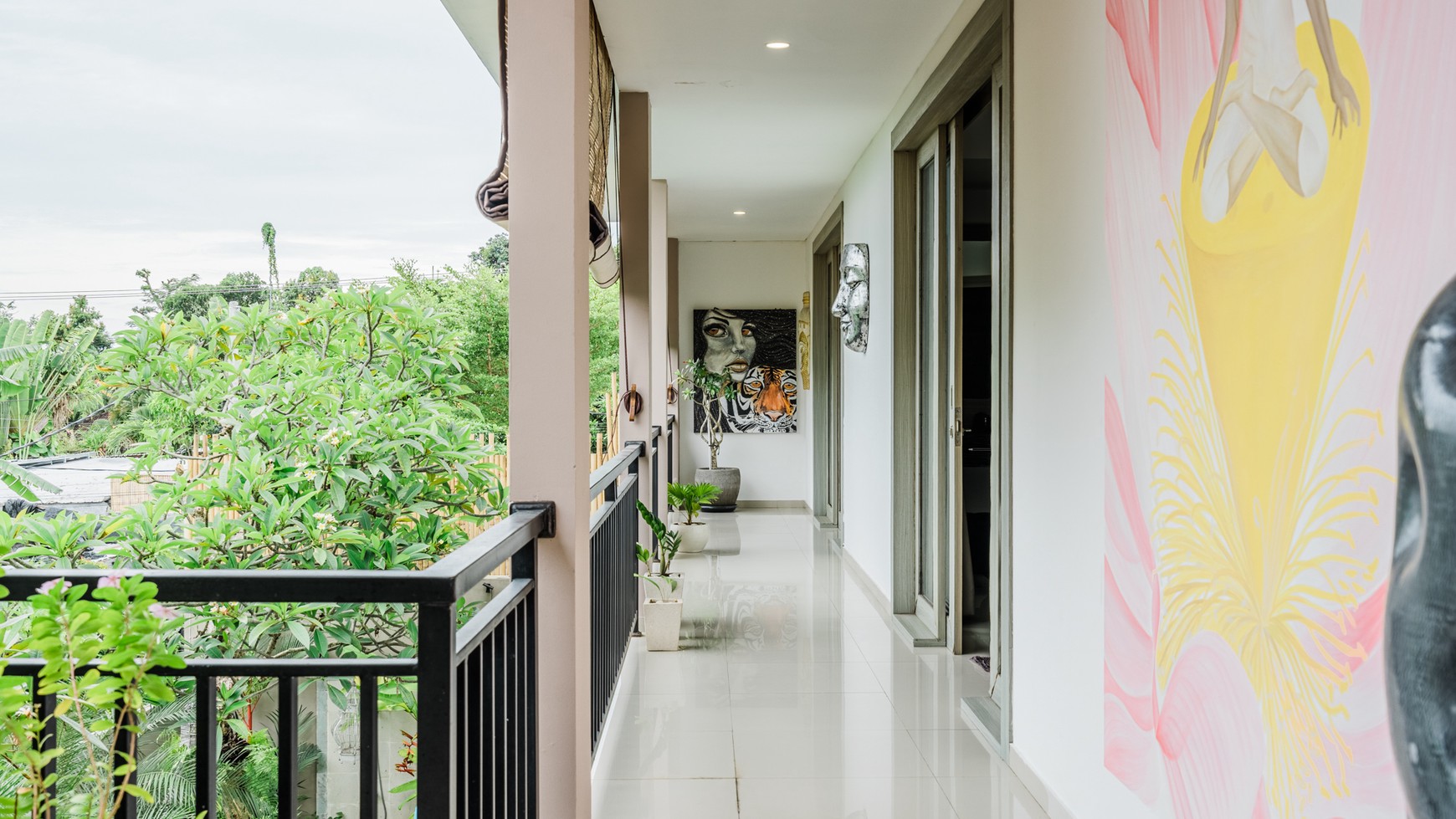 Villa Leasehold 4 Bedrooms in Heart Of Seminyak