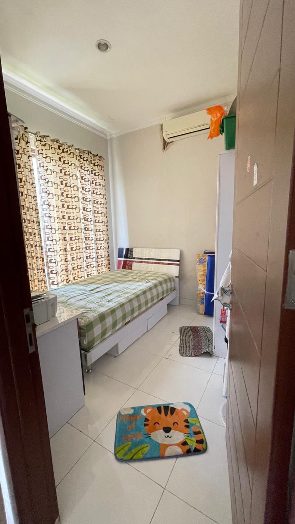 Rumah Hook 2 Lantai dalam Cluster Bintaro Jaya Sektor 9