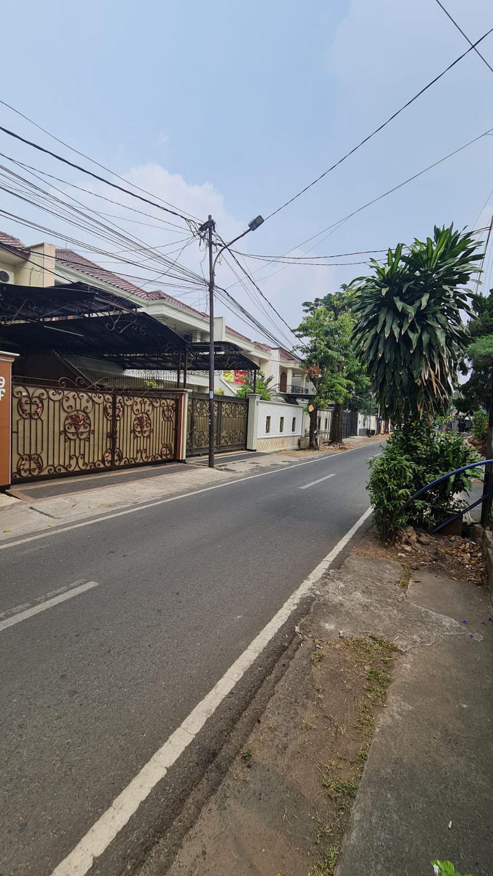 Rumah lokasi strategis siap huni di Bintaro Jakarta Selatan