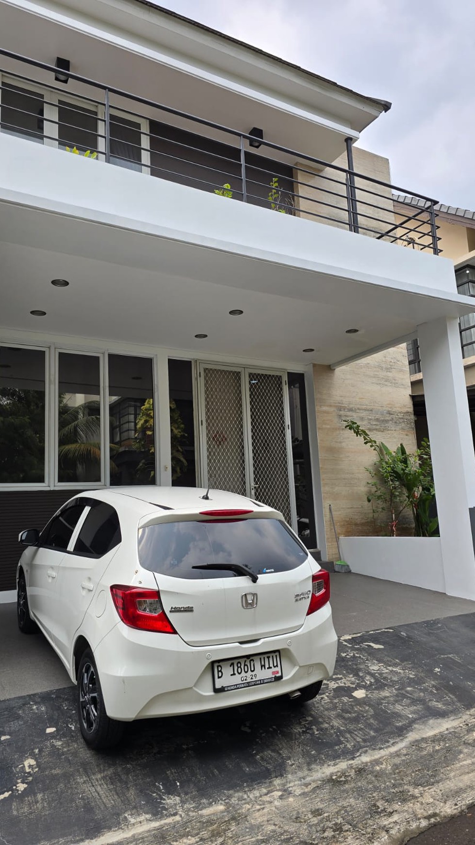 Rumah Bagus Di Emerald Residence Bintaro Jaya Sektor 9