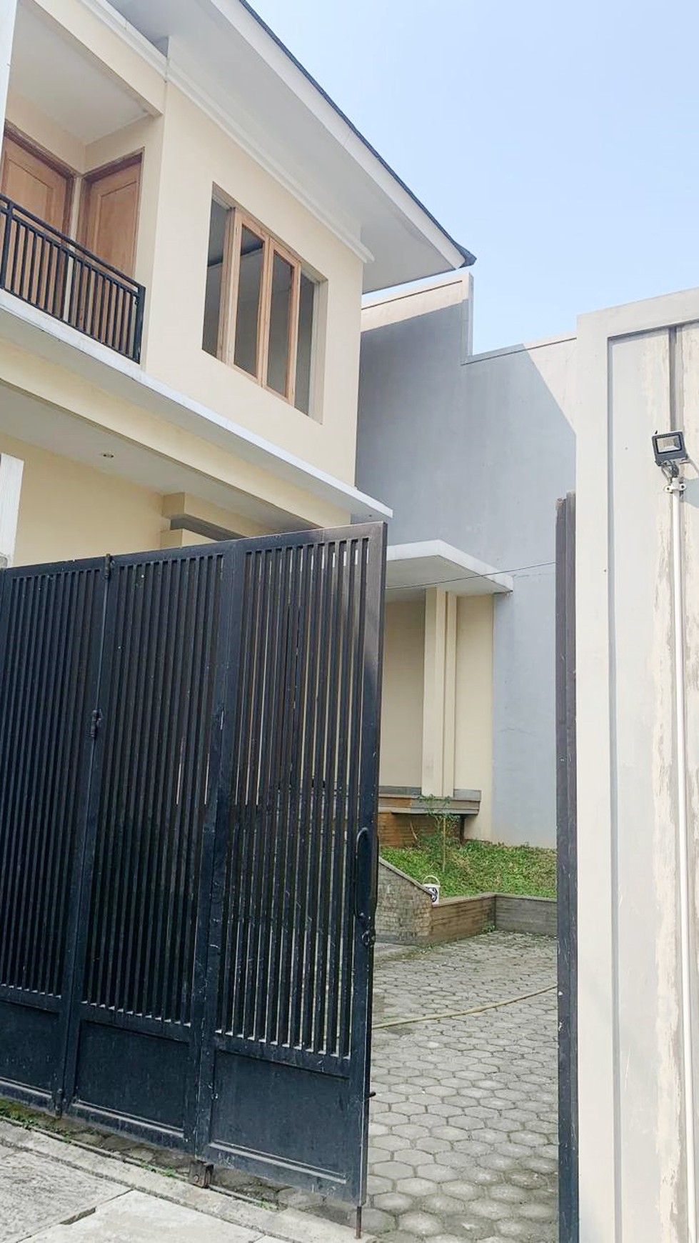 Rumah Bagus Di Boutique Residence Pondok Ranji Tangerang Selatan