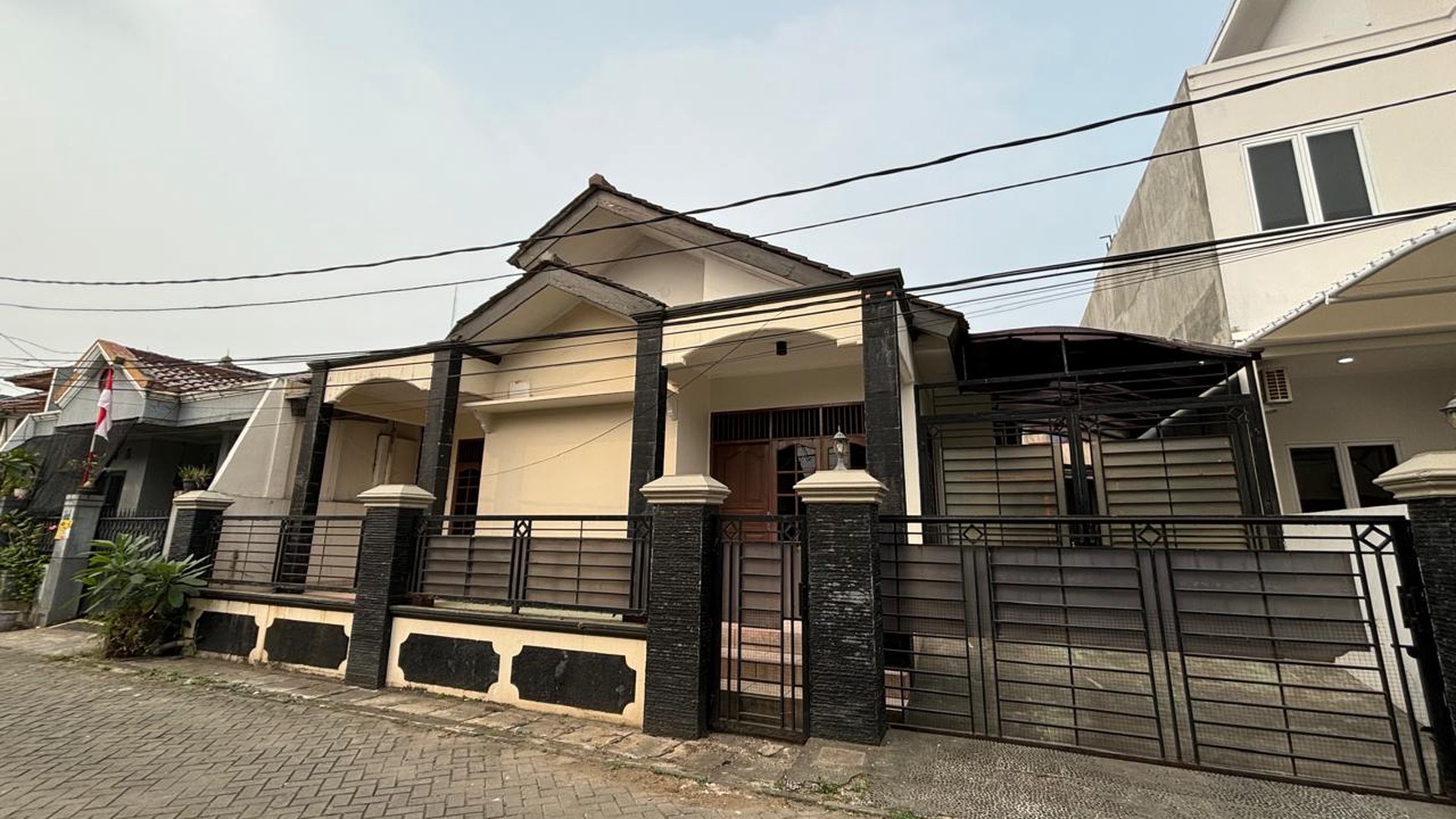 Rumah Bagus Di Komp Perdagangan Ciledug Kota Tangerang