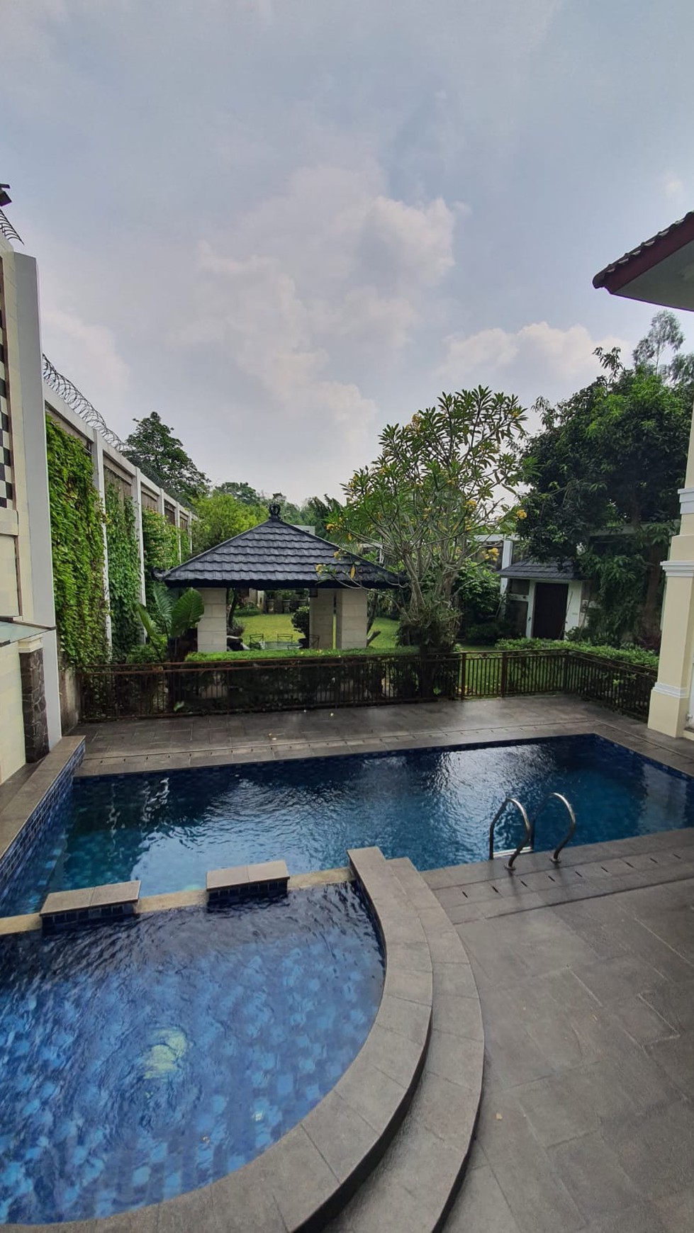 Rumah Bagus Di Pratama Hills Lebak Bulus Jakarta Selatan