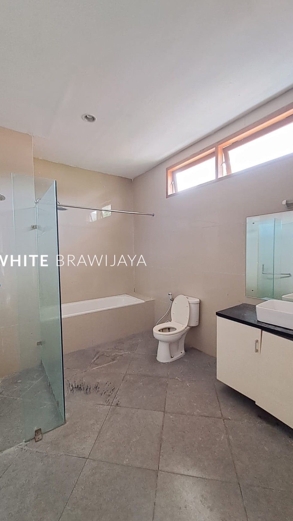 Rumah Hitung Tanah Area Cipete