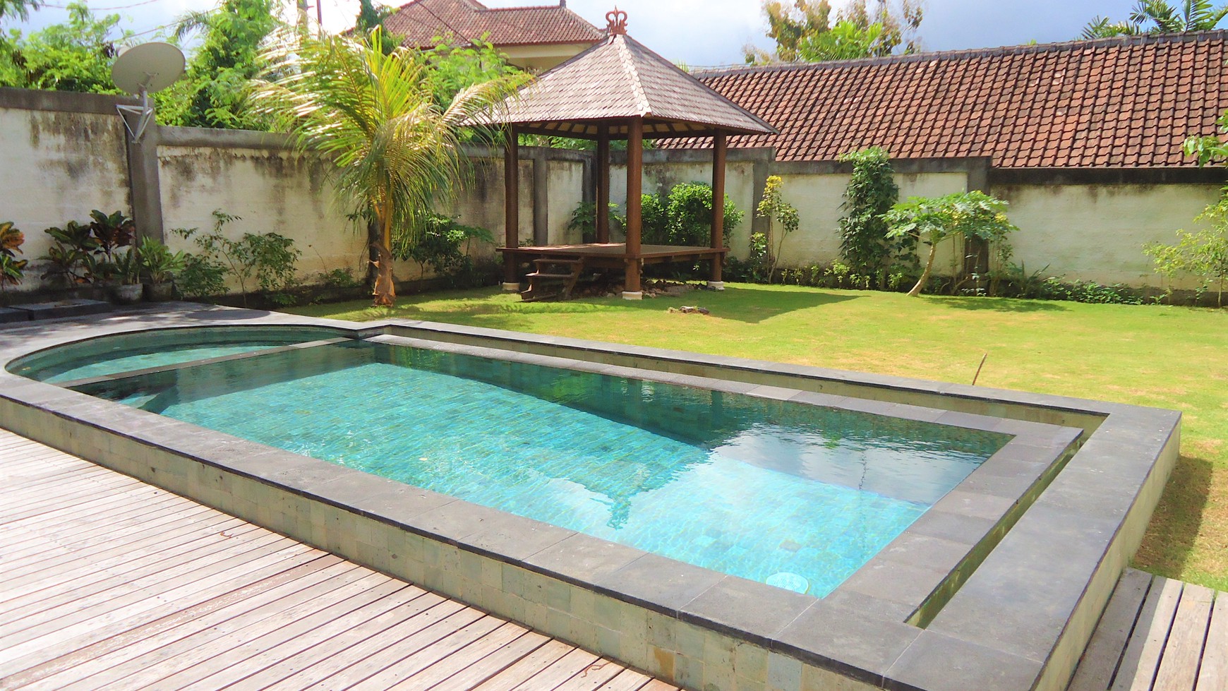 4 Bedrooms Villa In Jimbaran Bali Close To GWK And Udayana 