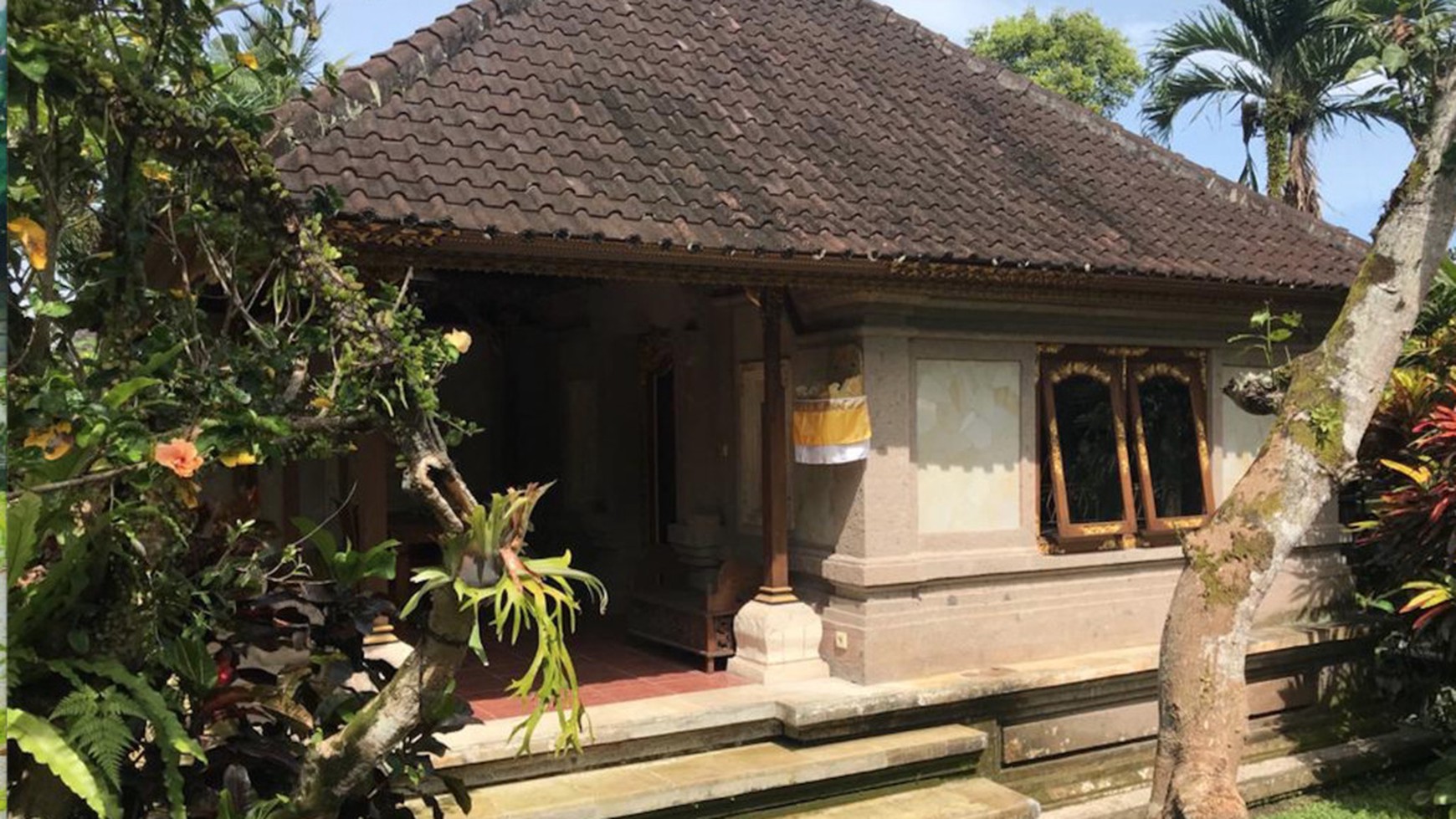 Traditional Villa Freehold in Ubud Bali with big Garden