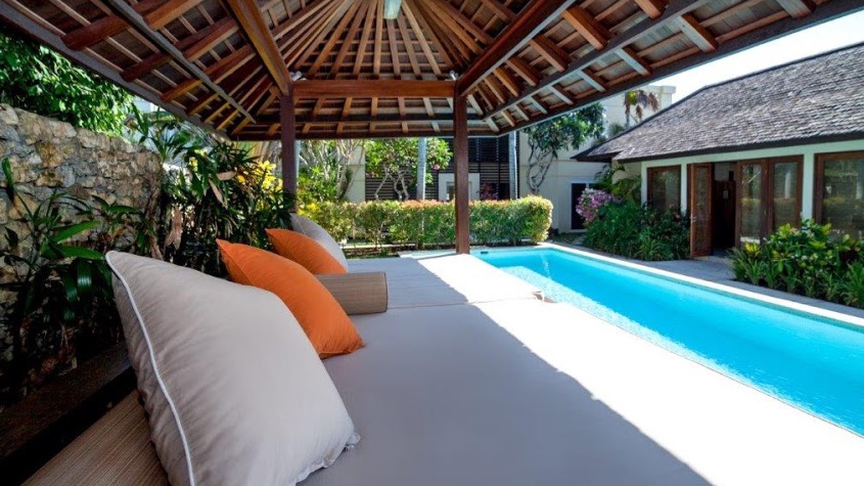 Freehold Luxury Cliff Front Villa Panoramic Ocean View Uluwatu Bali 