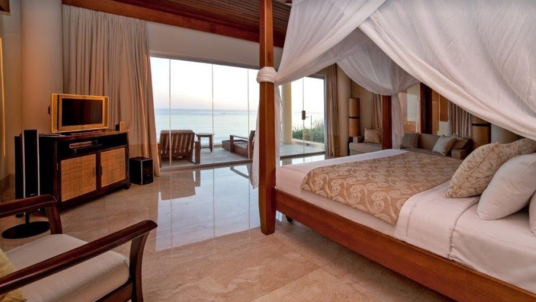 Freehold Luxury Cliff Front Villa Panoramic Ocean View Uluwatu Bali 