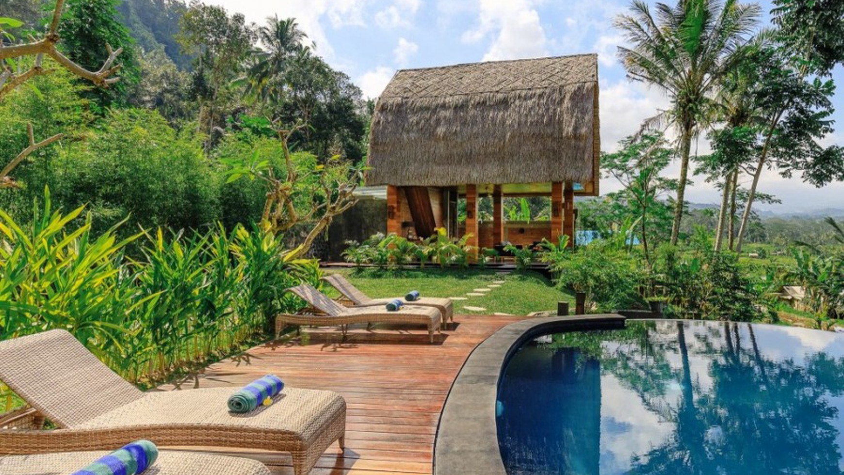 Freehold Villa which is located on the outskirts of a small Balinese Village