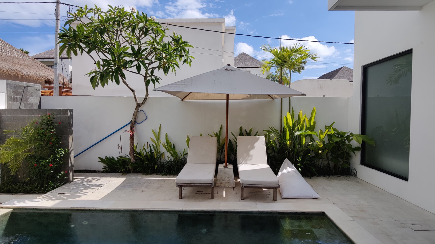 Beautiful Villa in heart of Canggu close to Beach and Cafes