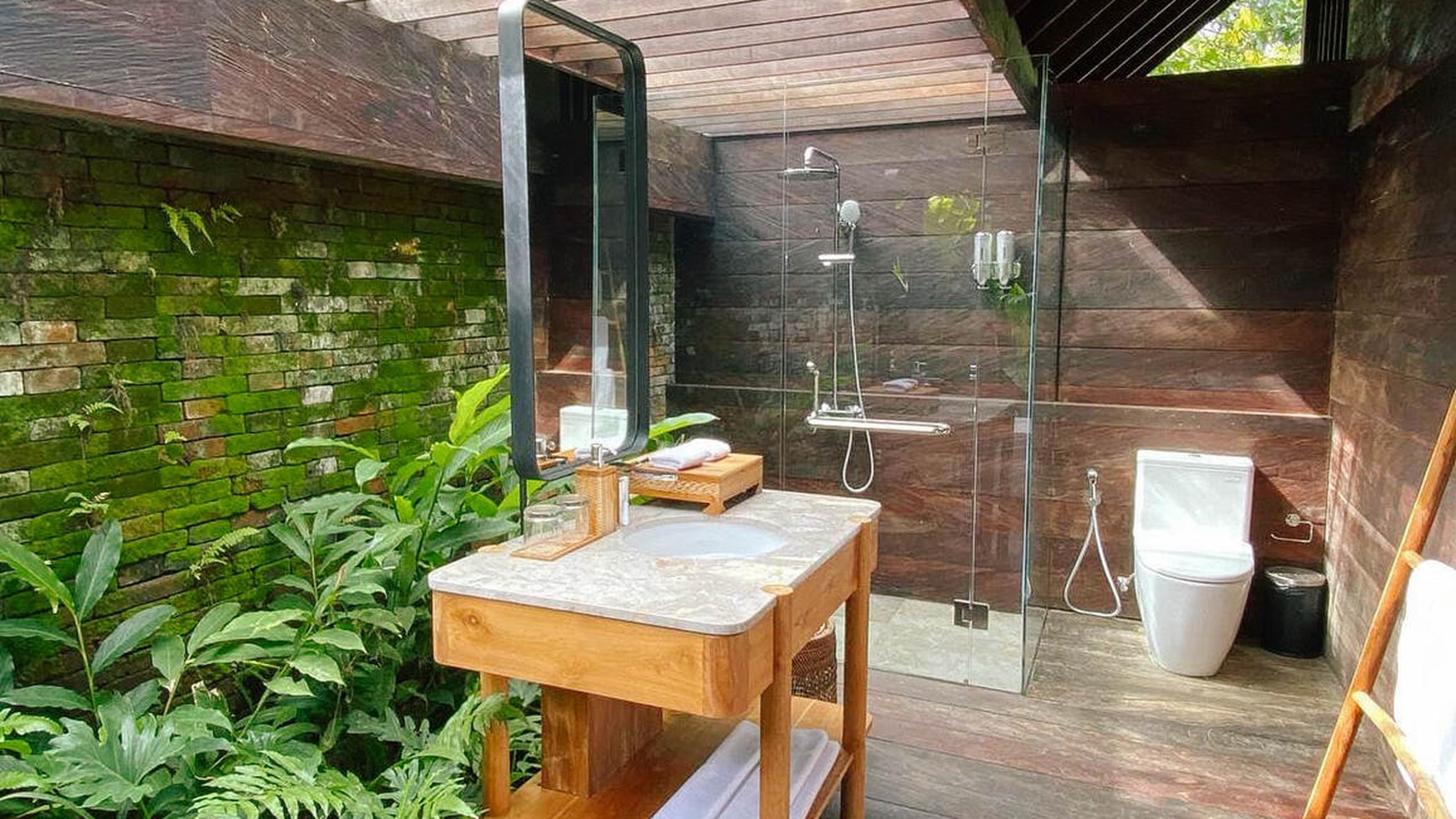 Villatell  1 Bedrooms with Ubud Nature