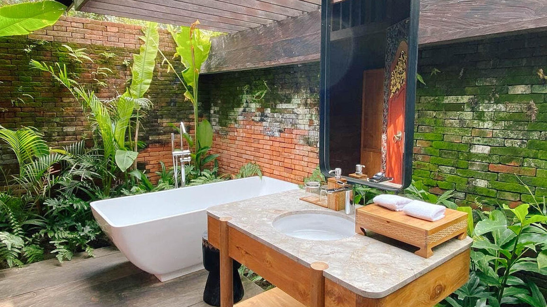 Villatell  1 Bedrooms with Ubud Nature