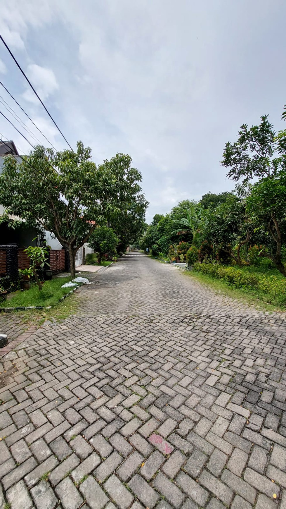 Dijual Rumah Babatan Pilang Wiyung Surabaya 