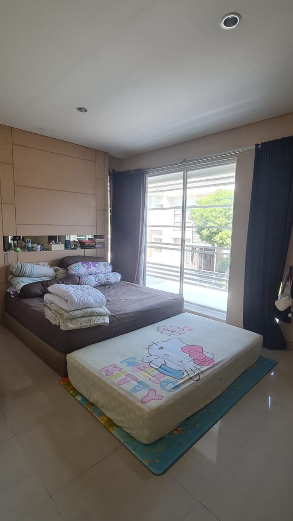 Rumah 2 Lantai Semi Furnish Grand Eastwood Citraland Surabaya