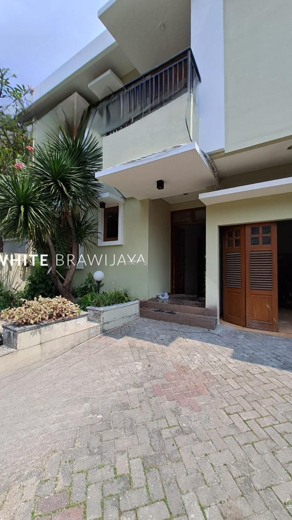 Rumah Siap Huni Area Kemang Dalam