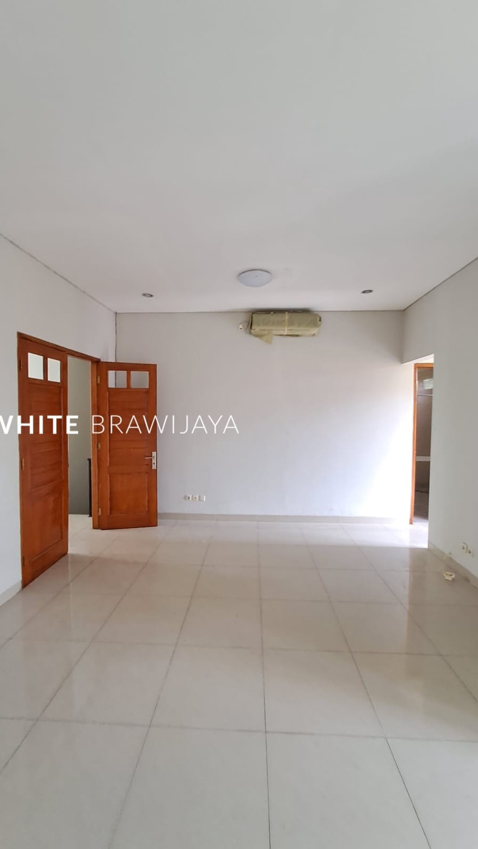 Rumah Siap Huni Area Kemang Dalam