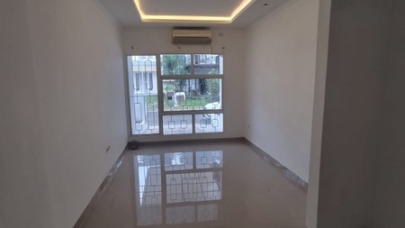 Dijual Rumah securty 24 jam di Bintaro Jaya 9