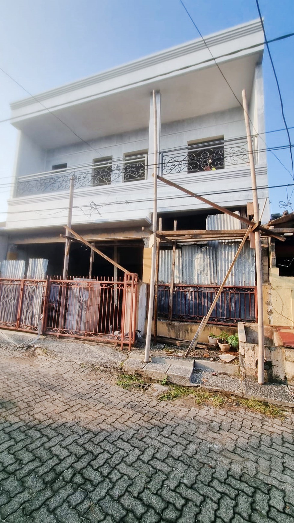 Rumah Bagus Di Bukit Nusa Indah, Jl Tulip Ciputat Tangerang Selatan