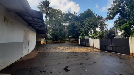 Rumah Hitung Tanah Di Jl Kemang Timur Raya Jakarta Selatan